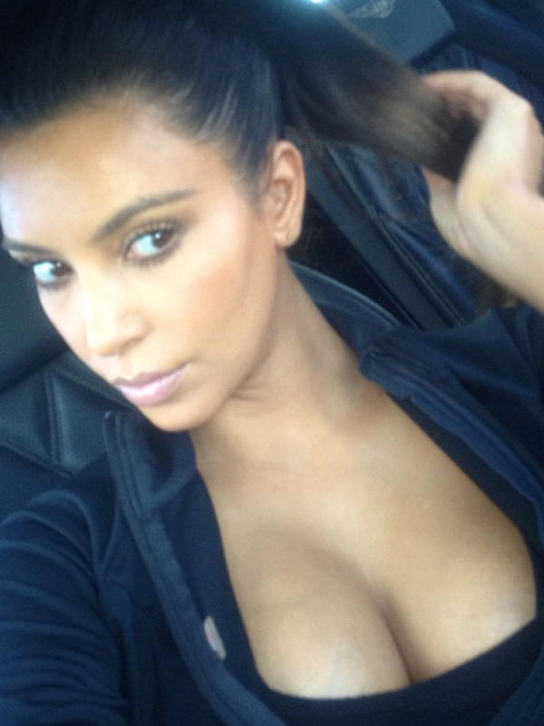 kim-kardashian-major-cleavage-on-instagram-02.jpg